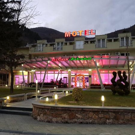 Motel Maksumic Jablanica ภายนอก รูปภาพ