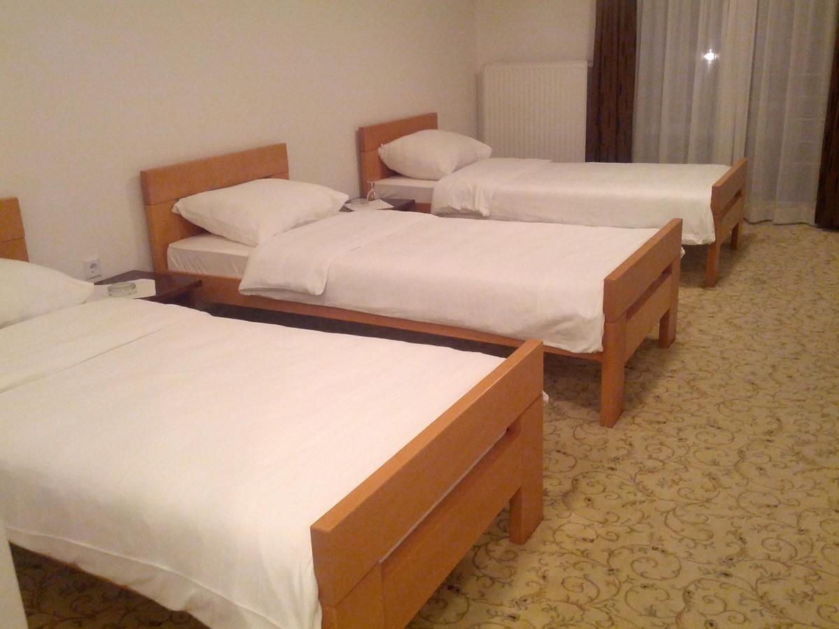 Motel Maksumic Jablanica ภายนอก รูปภาพ