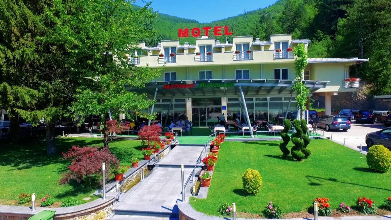 Motel Maksumic Jablanica ภายนอก รูปภาพ